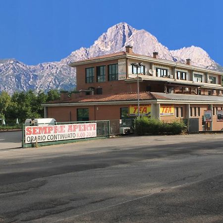 Residence La Piscina Isola del Gran Sasso dʼItalia Екстериор снимка