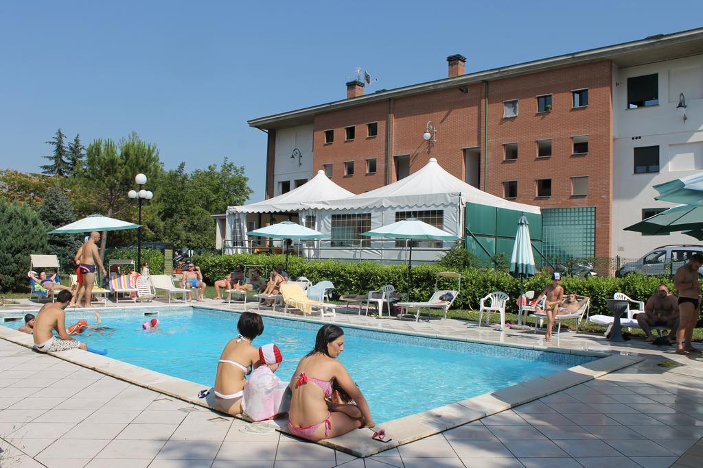 Residence La Piscina Isola del Gran Sasso dʼItalia Екстериор снимка