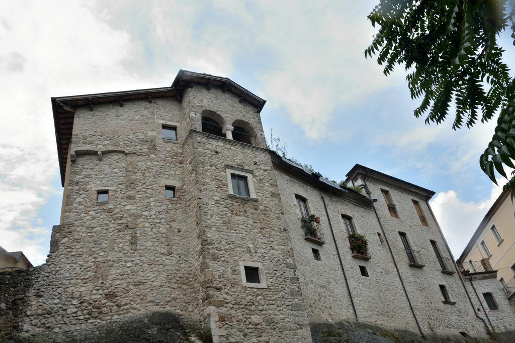Residence La Piscina Isola del Gran Sasso dʼItalia Екстериор снимка