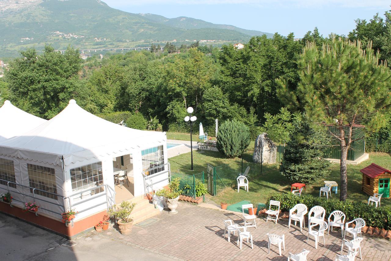 Residence La Piscina Isola del Gran Sasso dʼItalia Екстериор снимка